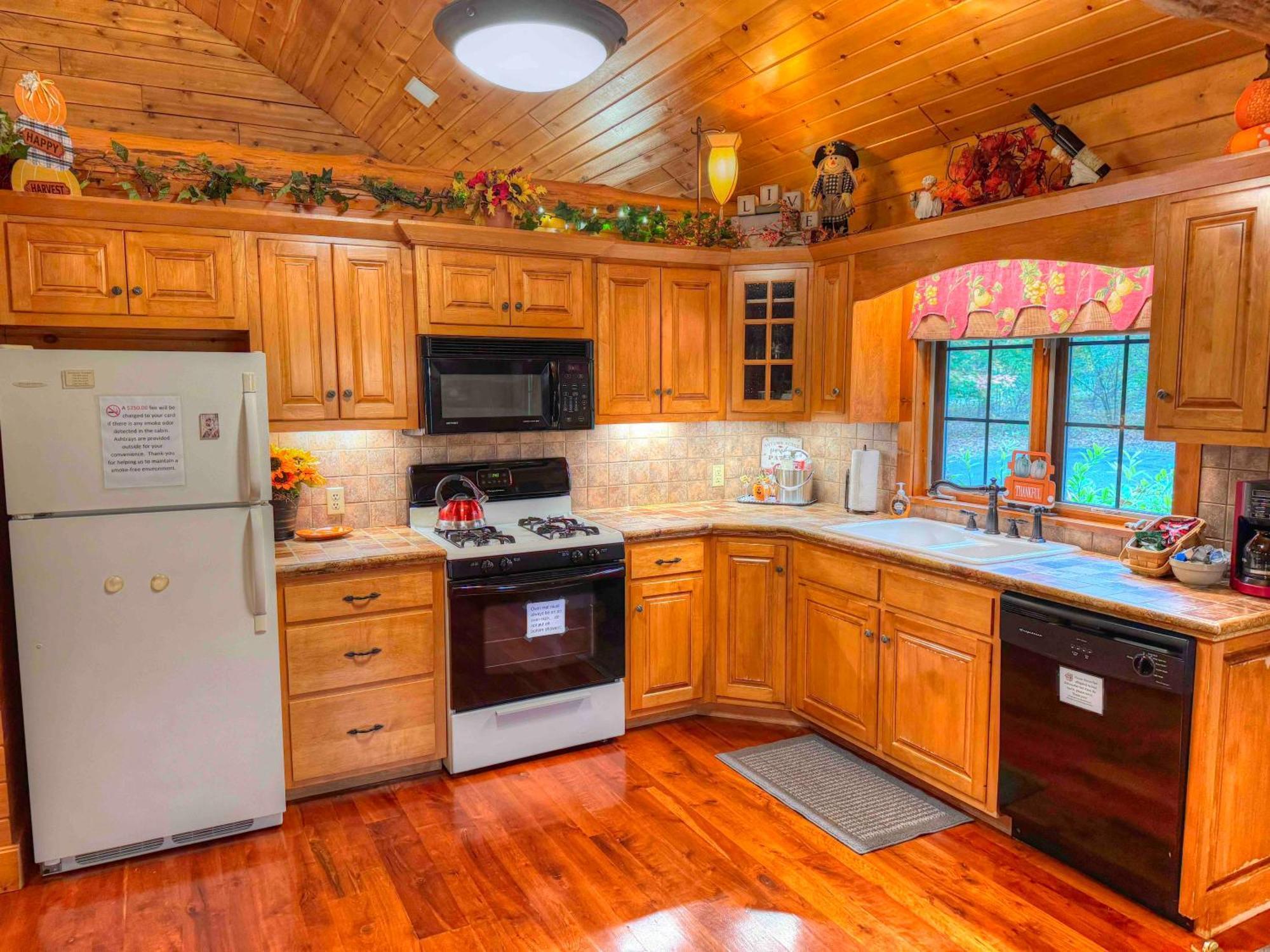 Ferngully Creek Cabins 米勒斯堡 外观 照片