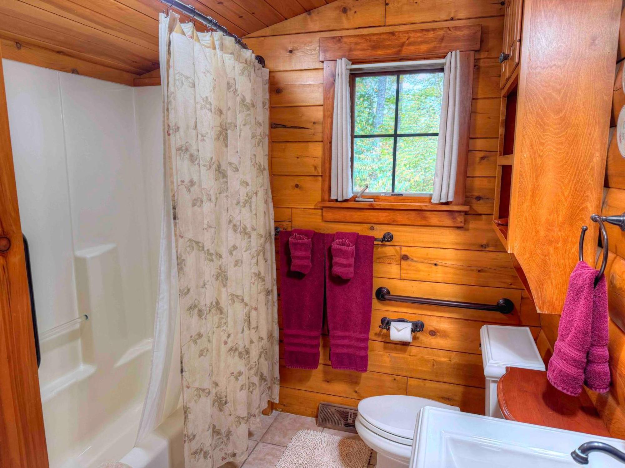 Ferngully Creek Cabins 米勒斯堡 外观 照片